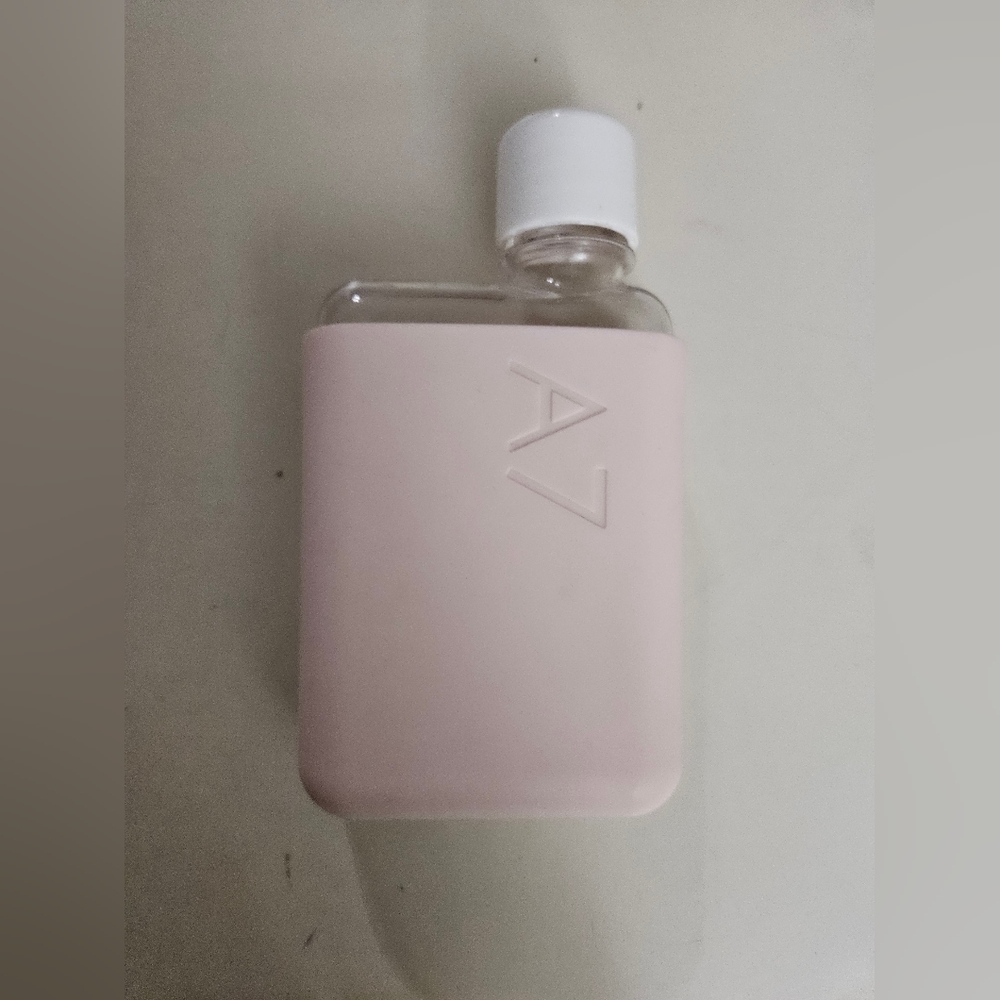 MEMOBOTTLE A7 Pink Sleeve And Black Vegan Sleeve
